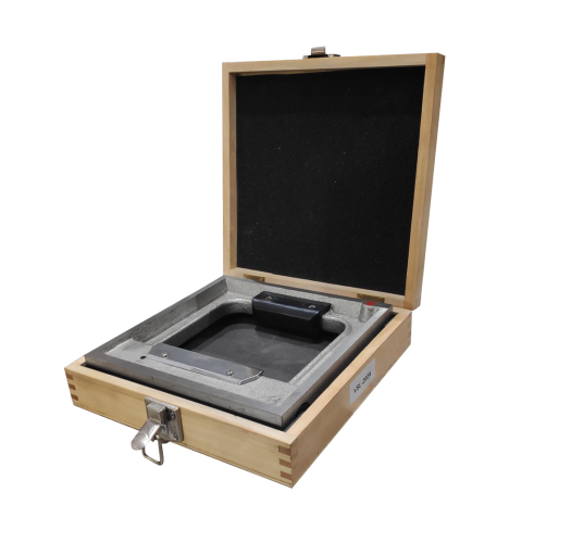 Precision square level