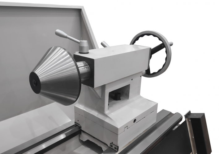 Pivoting point for pipes